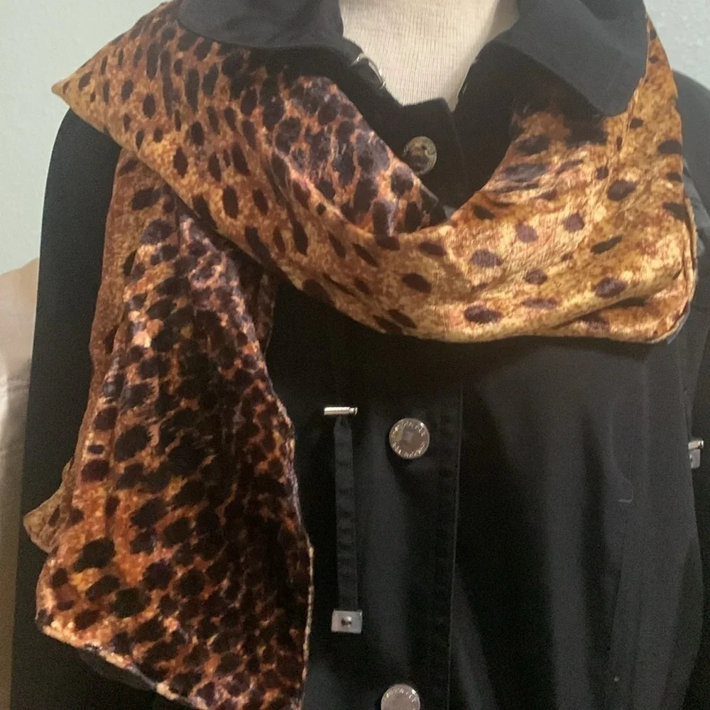 Beautiful, reversible, neck, scarf